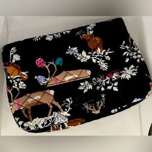 Vera Bradley | Merry Mischief brush, cosmetic case​
